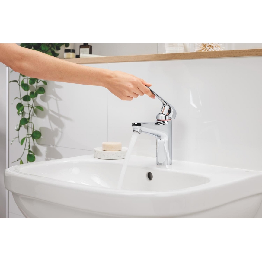 GROHE 24327001 - Mitigeur de lavabo SWIFT, taille M, chrome poli
