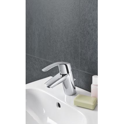 GROHE 33265002 - Mitigeur pour lavabo EUROSMART DN 15 Taille S, chrome brillant