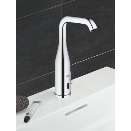 GROHE 36445000 - Robinet électronique infrarouge pour lavabo ESSENCE E, chromé brillant