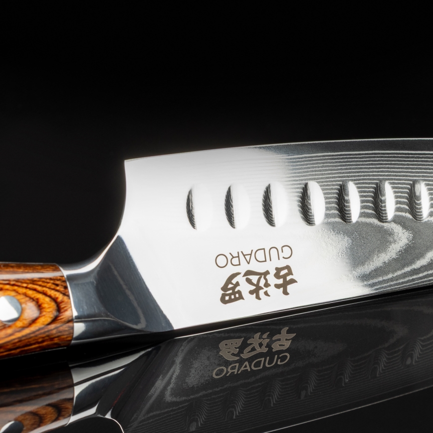 Gudaro - Couteau de cuisine SANTOKU 17,5 cm en acier damassé