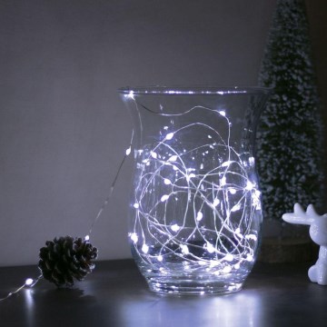 Guirlande LED de Noël, 50 LED, 5,25 m, alimentée par 3 piles AA, blanc froid