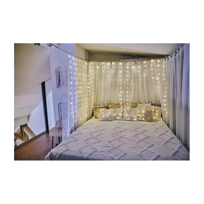 Guirlande LED d'extérieur 300 LED/8 fonctions 5,9 m IP44 blanc chaud