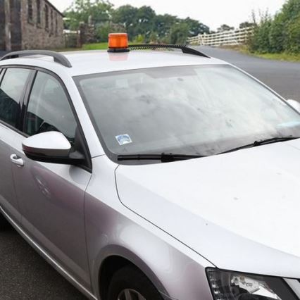 Gyrophare d'avertissement LED à fixation magnétique LED/20W/12-24V orange