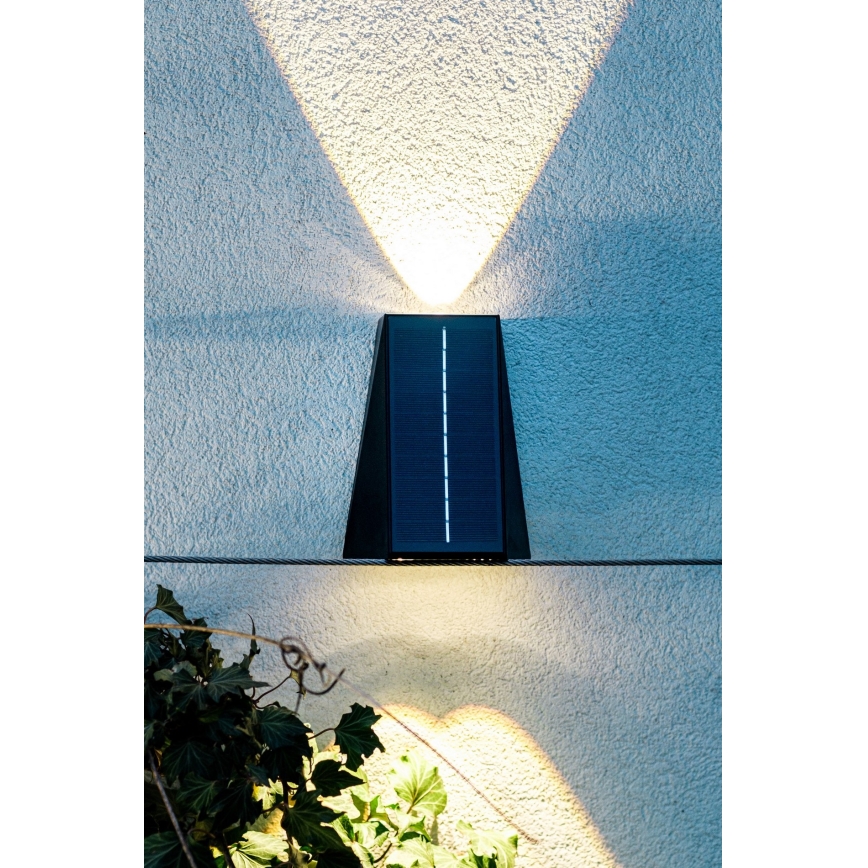 Applique murale solaire avec détecteur LED/2W/5V IP54 1300 mAh