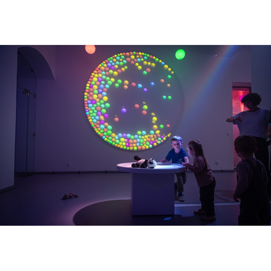 Immax NEO 07745CDO - Lot de 3 ampoules LED RGB+CCT dimmables E14/6W/230V Tuya Wi-Fi + télécommande