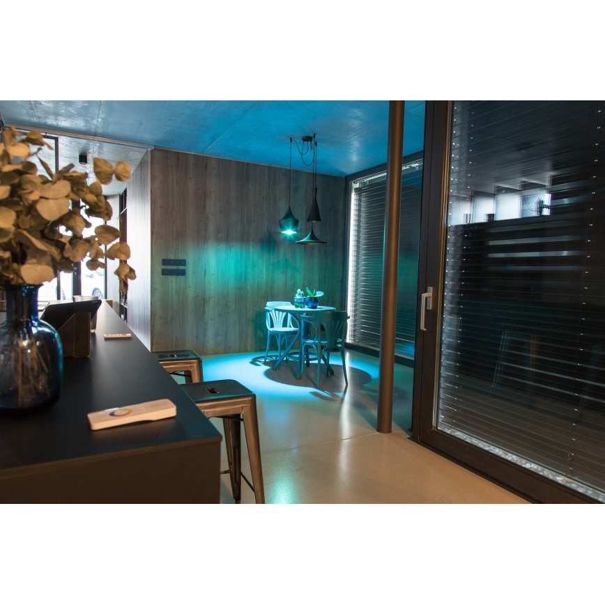 Immax NEO 07745CDO - Lot de 3 ampoules LED RGB+CCT dimmables E14/6W/230V Tuya Wi-Fi + télécommande
