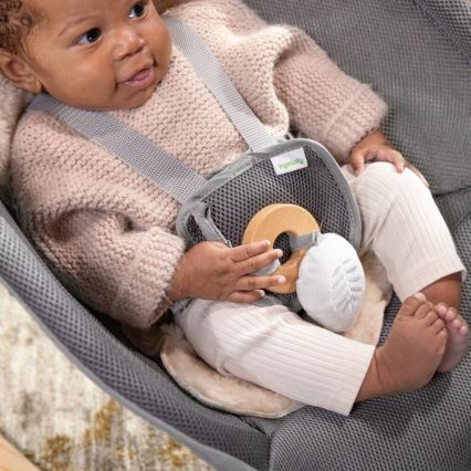 Ingenuity - Transat bébé vibrant avec mélodie EVERY SEASON WESLEY 3xC gris