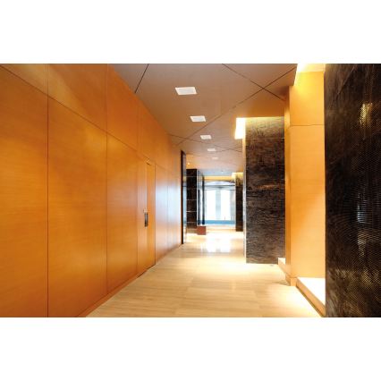 Plafonnier encastré pour salle de bains TAVO LED/24W/230V 3000/4000/6000K 22x22 cm IP44 blanc