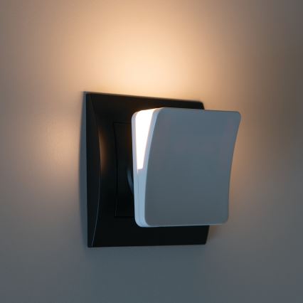 LED Veilleuse à capteur crépusculaire pour prise HOFI LED/0,28W/230V blanche