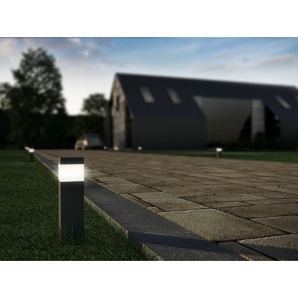 Lampadaire extérieur avec détecteur et prise GARD 1xE14/60W/230V IP44