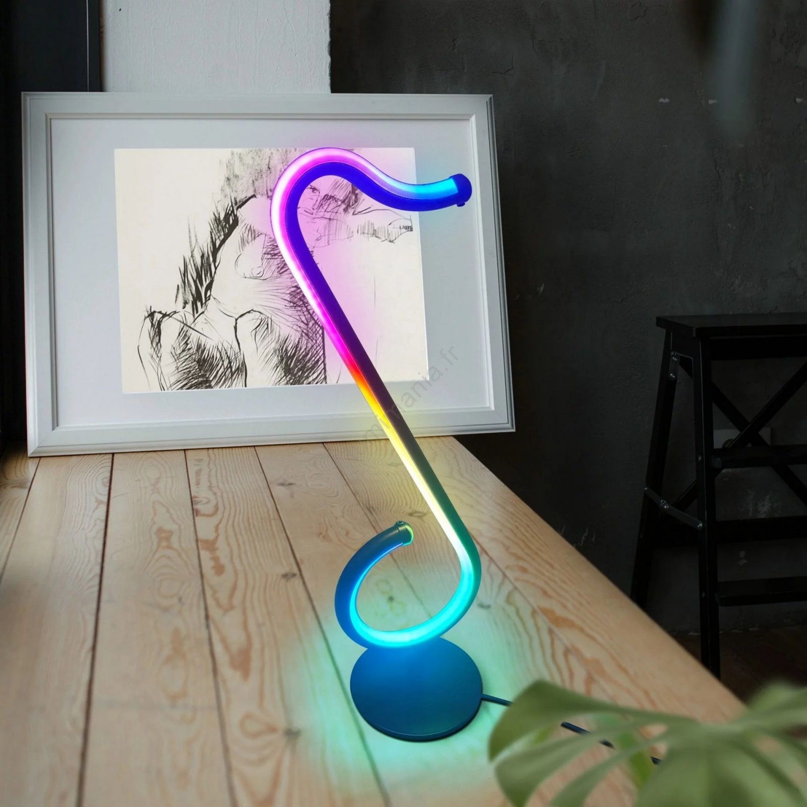Lampe De Table LED Avec Télécommande - RGBIC, Capteur De Musique, Minuterie - 20x20 Cm, Noir - Par BRILONER