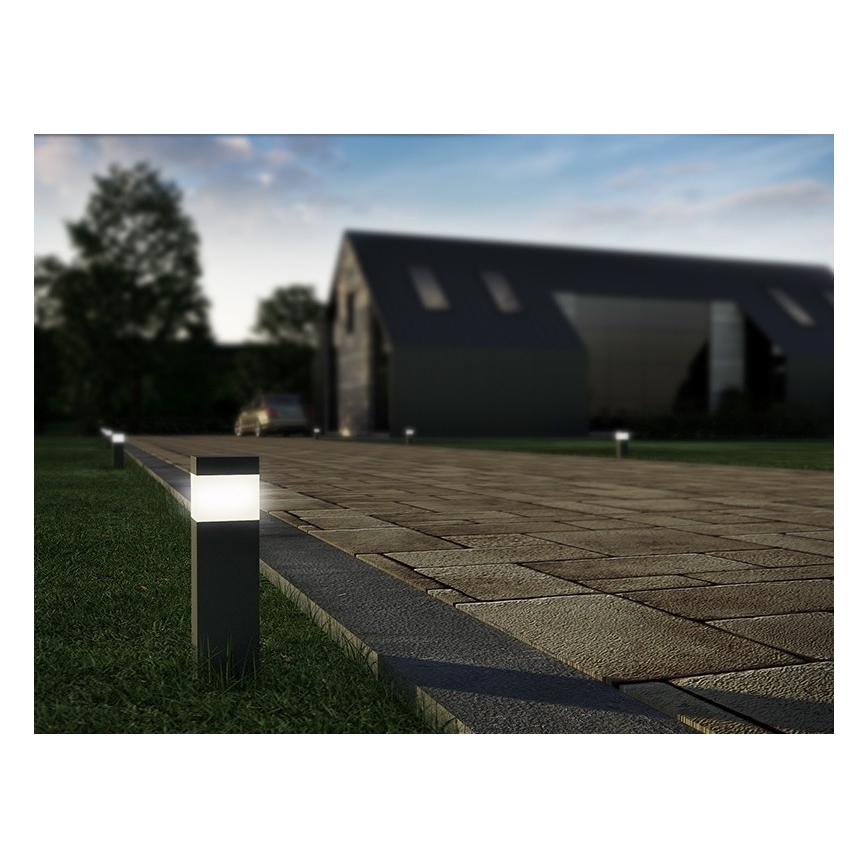 Lampe extérieure GARD à détecteur de mouvement avec prise intégrée 1xE14/60W/230V IP44