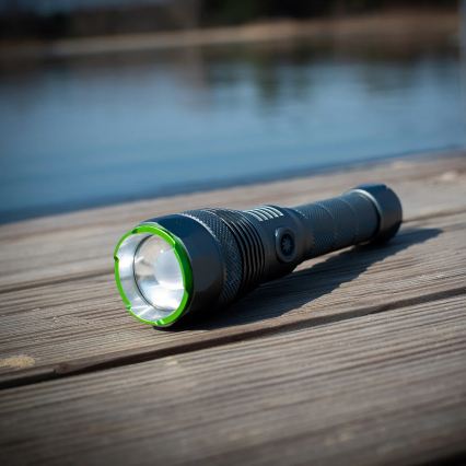 Lampe torche LED rechargeable dimmable avec fonction powerbank LED/30W/5V IPX7 3000 lm 4000 mAh