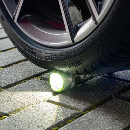 Lampe torche LED rechargeable dimmable avec fonction powerbank LED/30W/5V IPX7 3000 lm 4000 mAh