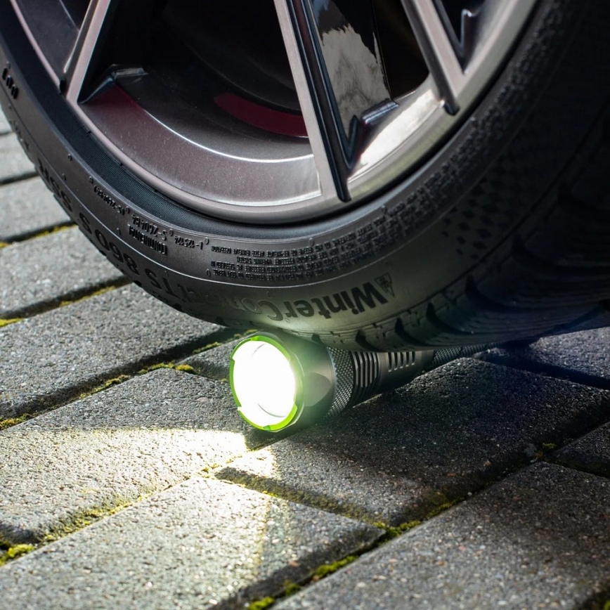 Lampe torche LED rechargeable dimmable avec fonction powerbank LED/30W/5V IPX7 3000 lm 4000 mAh