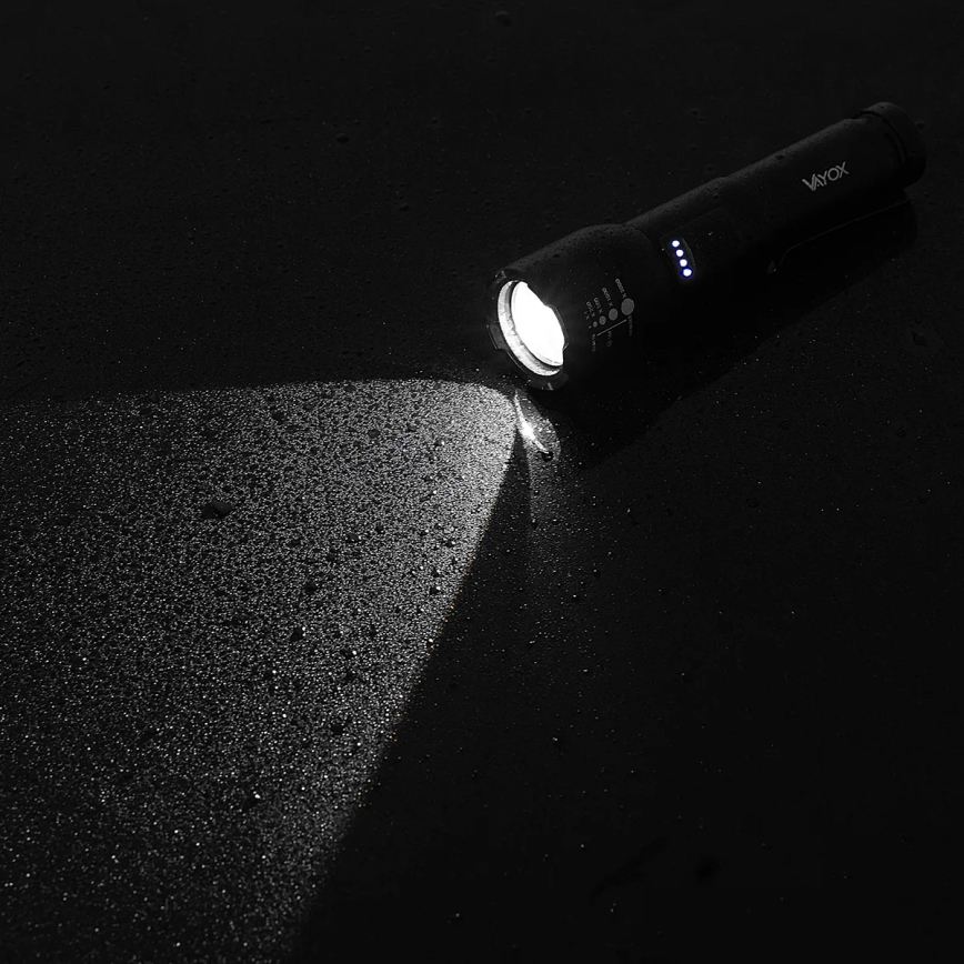 Lampe torche rechargeable à intensité variable LED/20W/5V IPX4 800 brillant 2000 mAh
