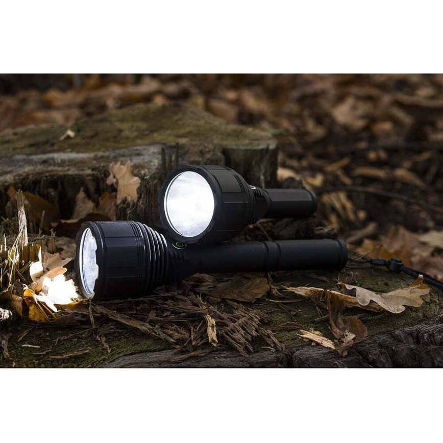 Lampe torche rechargeable à intensité variable LED/30 W/5 V IPX7 3000 brillant 4200 mAh