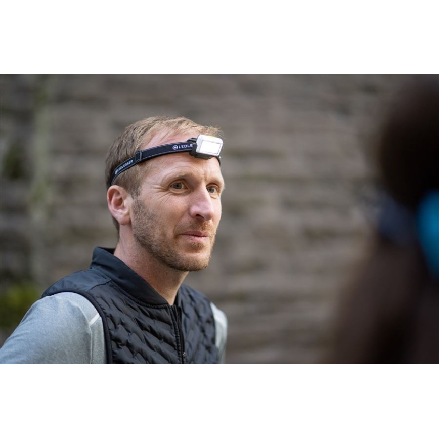 Ledlenser NEO5R - lampe frontale rechargeable LED à intensité réglable LED/1800 mAh IP54 600 lm 35 h noir/blanc