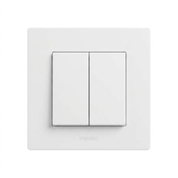 Legrand - Interrupteur va-et-vient double 6+6 avec cadre NILOE STEP blanc