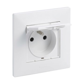 Legrand - Prise d'extérieur avec cadre NILOE STEP 250V IP44 blanche