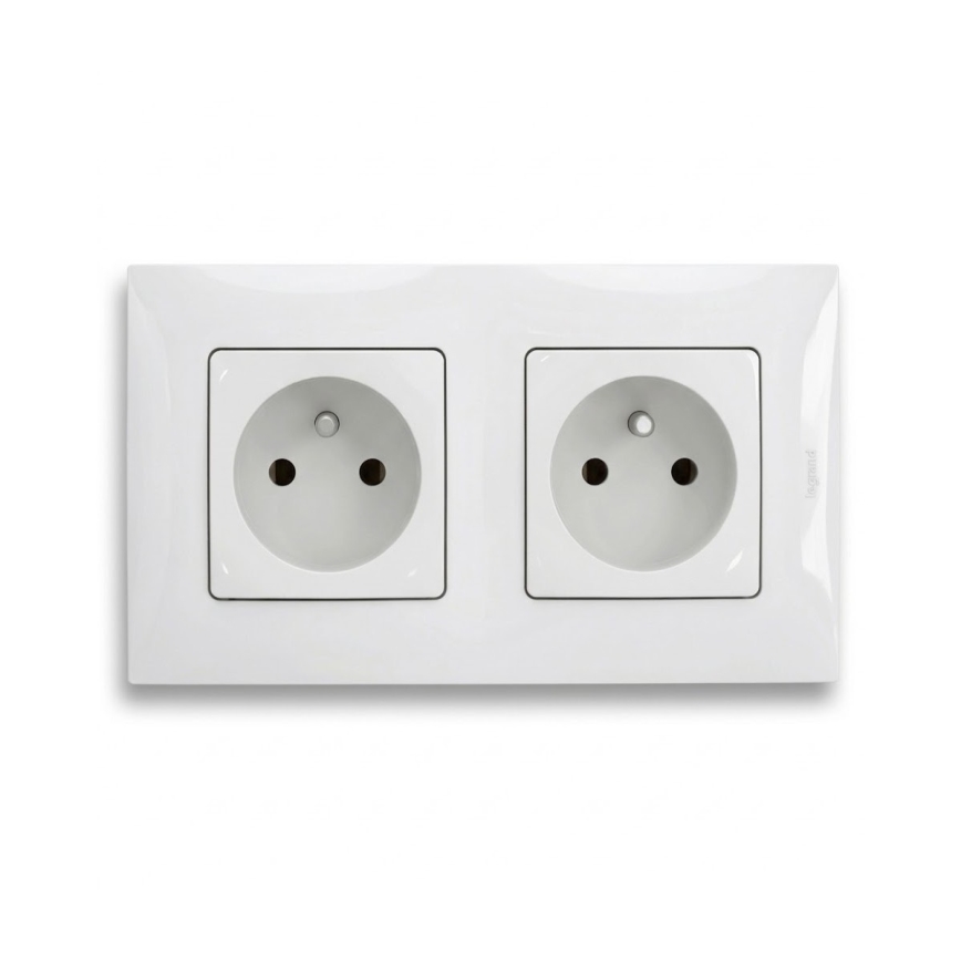 Legrand - Prise double murale avec cadre NILOE 250V blanche