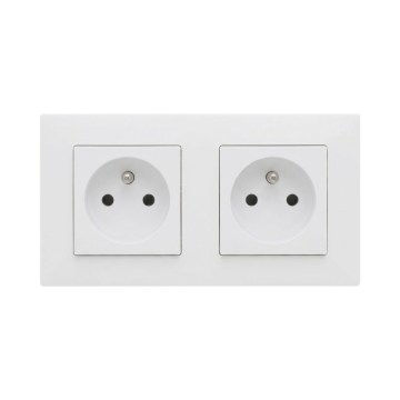 Legrand - Prise double pour habitation avec cadre NILOE STEP 250V blanche