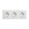 Legrand - Prise triple SCHUKO pour installation domestique avec cadre NILOE, 250 V, blanche