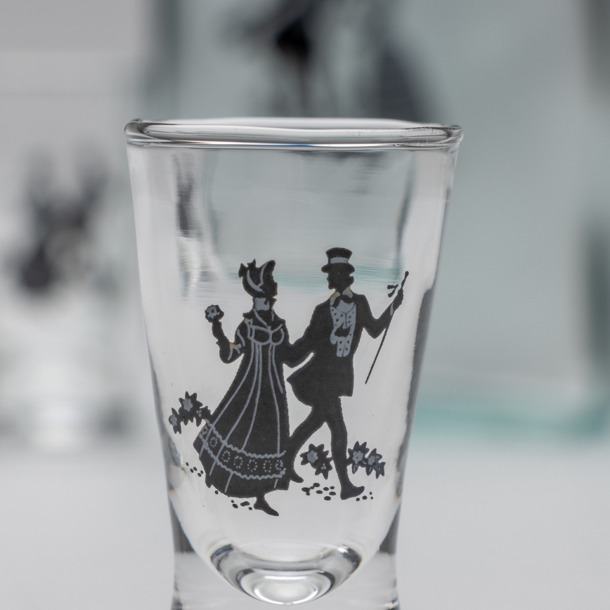 Lot 1x bouteille en verre et 2x verres pour shots transparents avec un motif de danse
