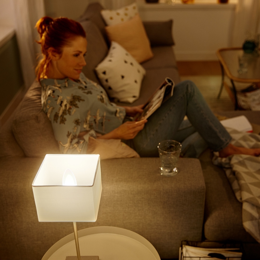 SET 2x Ampoule LED à intensité modulable Philips HUE WHITE E14/5,5W/230V