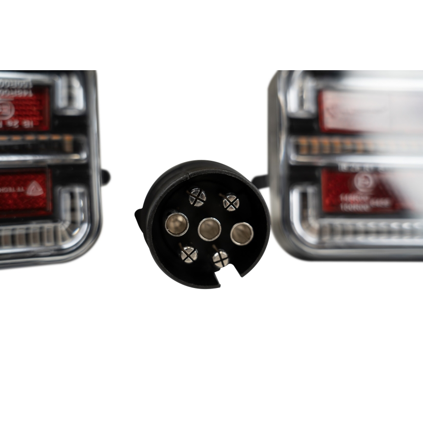 LOT 2x Éclairage sans fil pour la voiture LED/12-24V Wi-Fi IP67