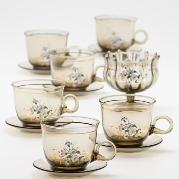 Lot 6x tasse en verre avec une soucoupe et 1x sucrier fumé bouquet no. 4