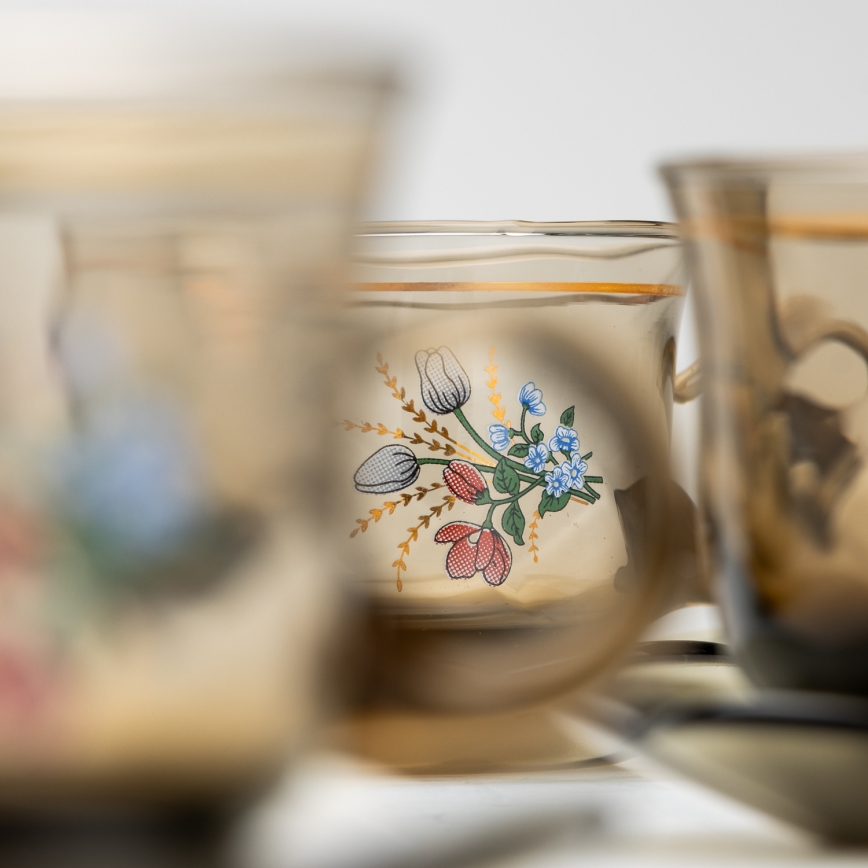 Lot 6x tasse en verre avec une soucoupe fumé bouquet n° 2