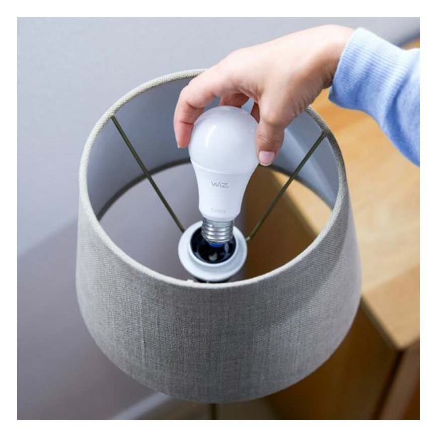 Lot de 2 ampoules LED dimmables A60 E27/9W/230V 2700K Wi-Fi + télécommande - WiZ