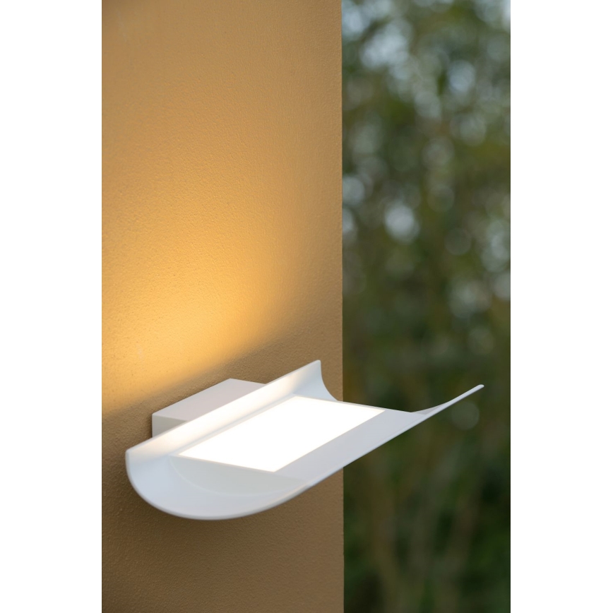 Lucide 27884/15/31 - Applique murale LED extérieure DYVOR-LED LED/15W/230V blanc 