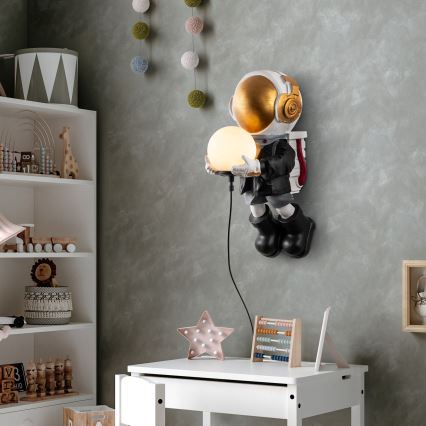 Lumière murale pour enfants ASTRONAUT 1xE14/40W/230V, cuivre