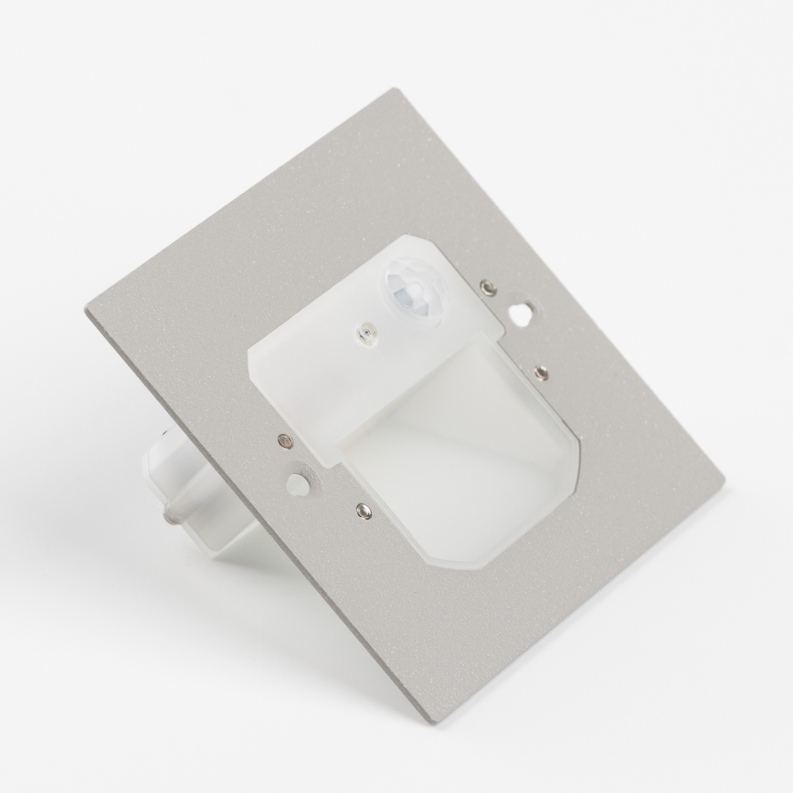 Luminaire d'escalier LED avec détecteur de mouvement et capteur crépusculaire LED/1,5W/230V 3000/4000/6500K noir