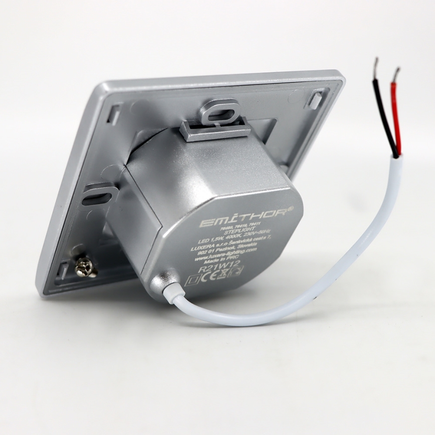 Luminaire d'escalier STEP LIGHT LED/1,5W/230V argenté