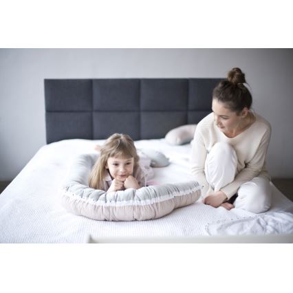 MOTHERHOOD - Nid et oreiller pour bébé JUNIOR 2en1 marron