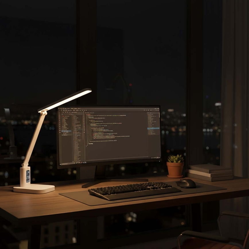 Lampe de table tactile rechargeable à intensité variable avec écran — 7,5 W LED / 1200 mAh / 3000/4000/5700 K / IRC 90 — blanc
