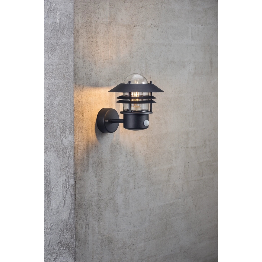 Nordlux - Applique murale extérieure avec détecteur BLOKHUS 1xE27/60W/230V IP54 noir
