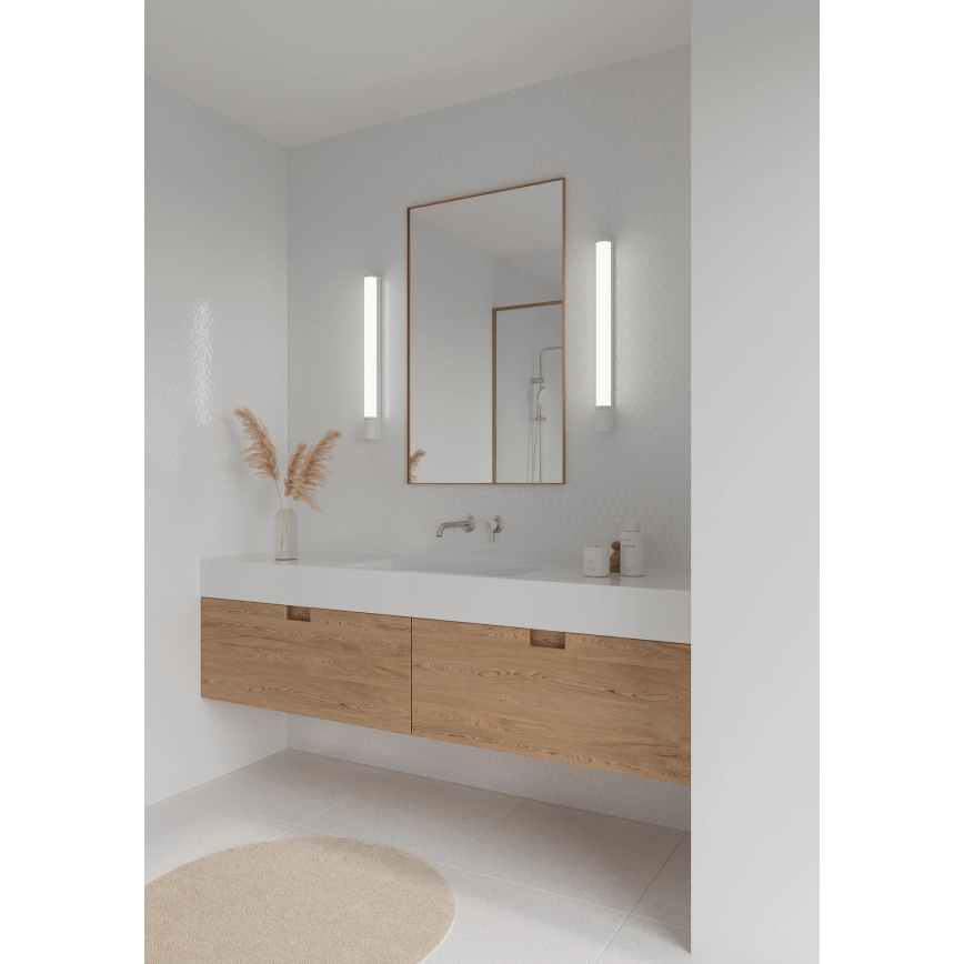 Nordlux - Éclairage miroir LED pour salle de bains avec prise MALAIKA LED/15W/230V IP44 68,4 cm blanc