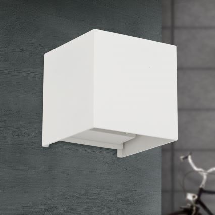Applique murale extérieure CUBE 2xLED/3W/230V IP54 blanc