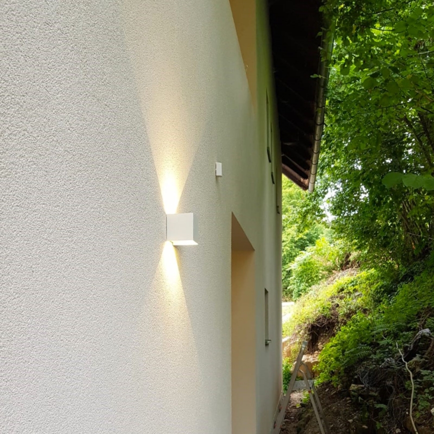 Applique murale extérieure CUBE 2xLED/3W/230V IP54 blanc