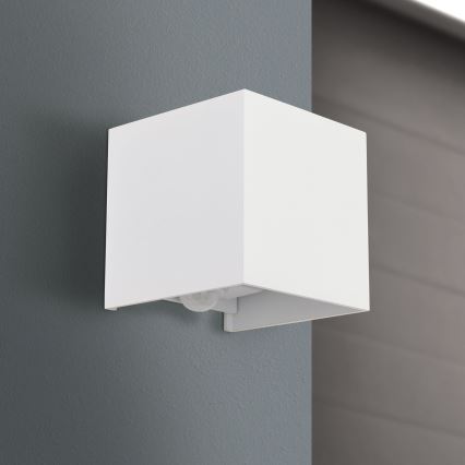 Applique murale extérieure avec détecteur de mouvement et de crépuscule CUBE-S LED/13W/230V IP54 blanc