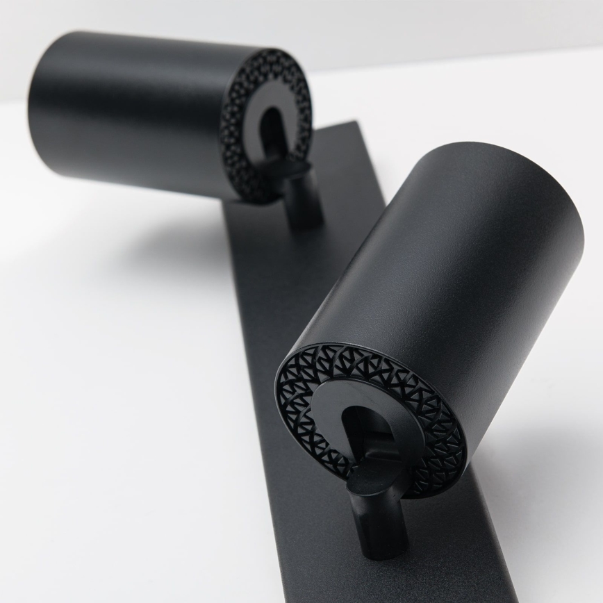 Spot orientable SEAN 4xGU10/13W/230V noir