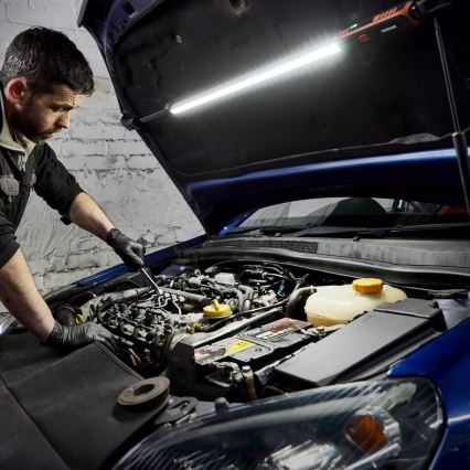 Osram - Lampe d'inspection LED rechargeable à intensité variable LEDINSPECT UNDERBONNET LED/16W/3,7V IP65