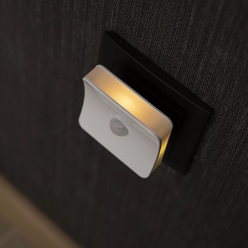 Osram - Veilleuse LED RGB à brancher avec capteur LUNETTA LED/0,3W/230V