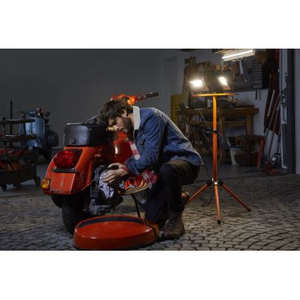 Osram - Projecteur LED avec trépied TRIPOD 2xLED/30W/230V IP65