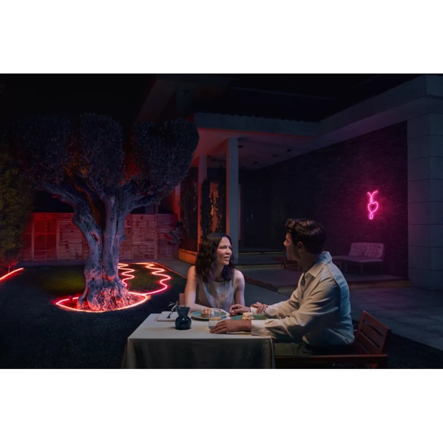 Philips - Ruban LED RGBW dimmable d'extérieur Hue NEON 5m LED/30W/230V 2200-6500K IP67 + capteur de mouvement