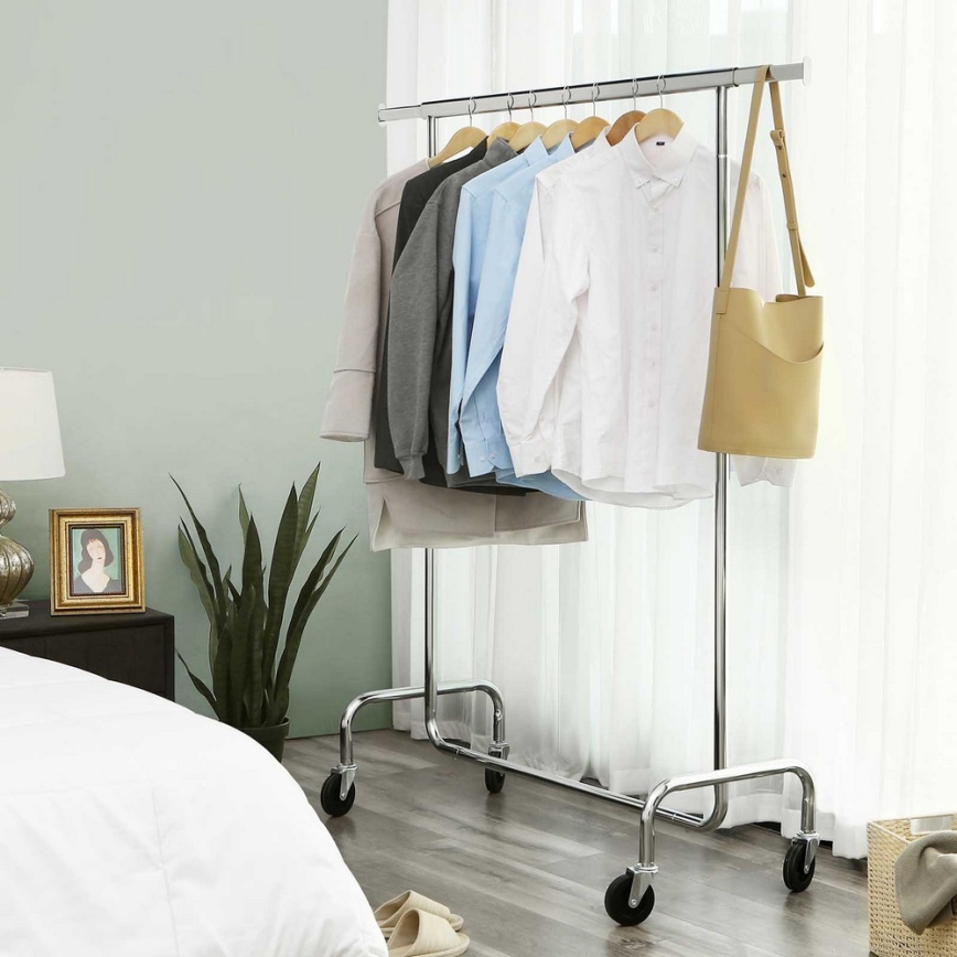 Porte-manteau mobile JEAN 110/150x160x45 cm argenté